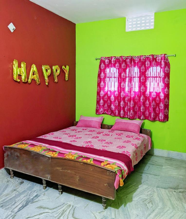 Shree Nivas Homestay ปูรี ภายนอก รูปภาพ