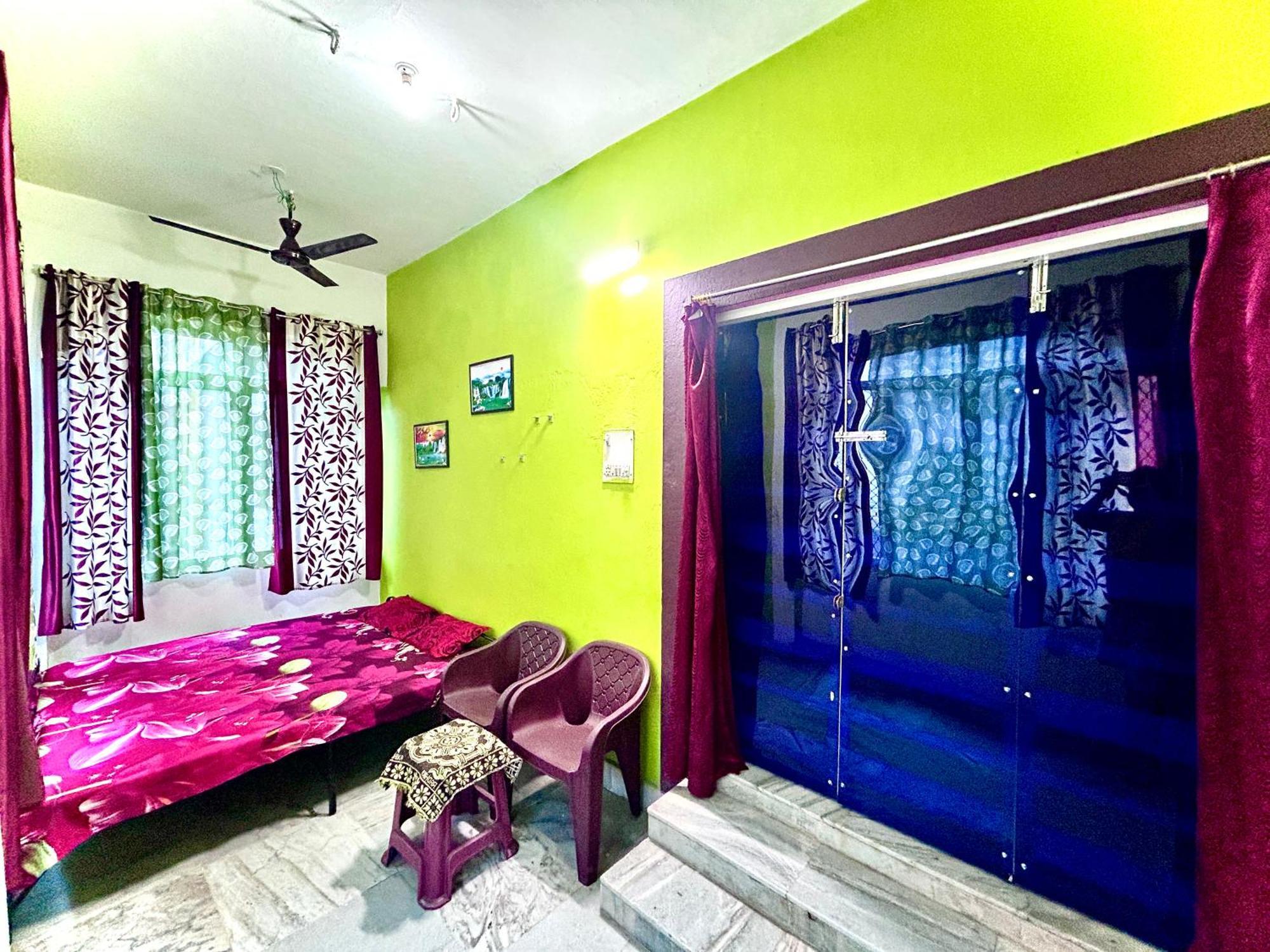 Shree Nivas Homestay ปูรี ภายนอก รูปภาพ