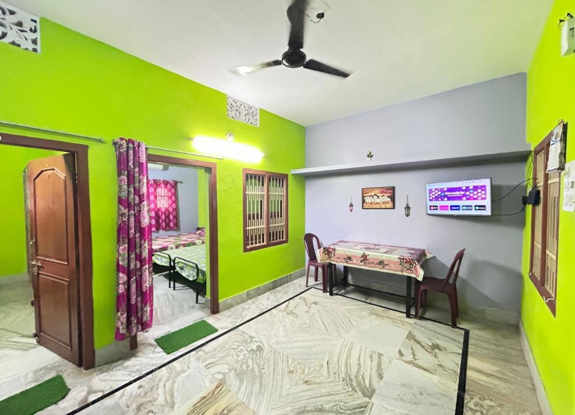 Shree Nivas Homestay ปูรี ภายนอก รูปภาพ
